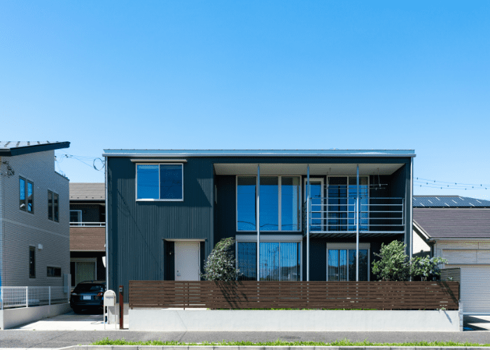 モダンなデザインと快適な住環境が融合する一戸建て